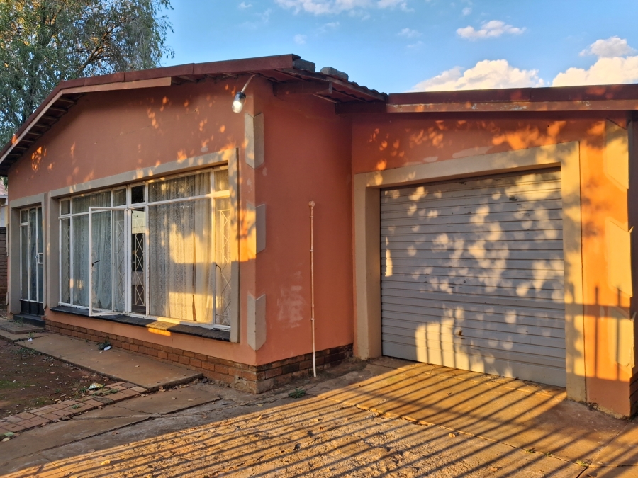 3 Bedroom Property for Sale in Randlespark North West